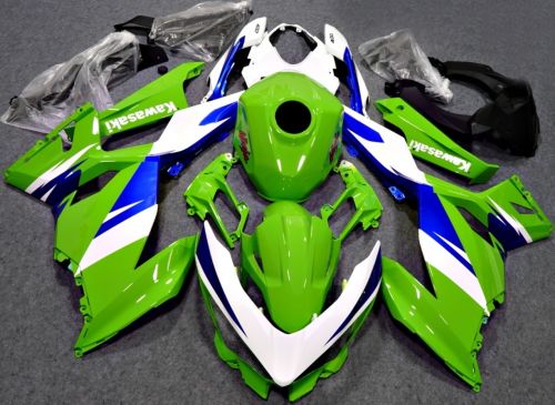 Комплект пластика Kawasaki Ninja 400 2018-2023