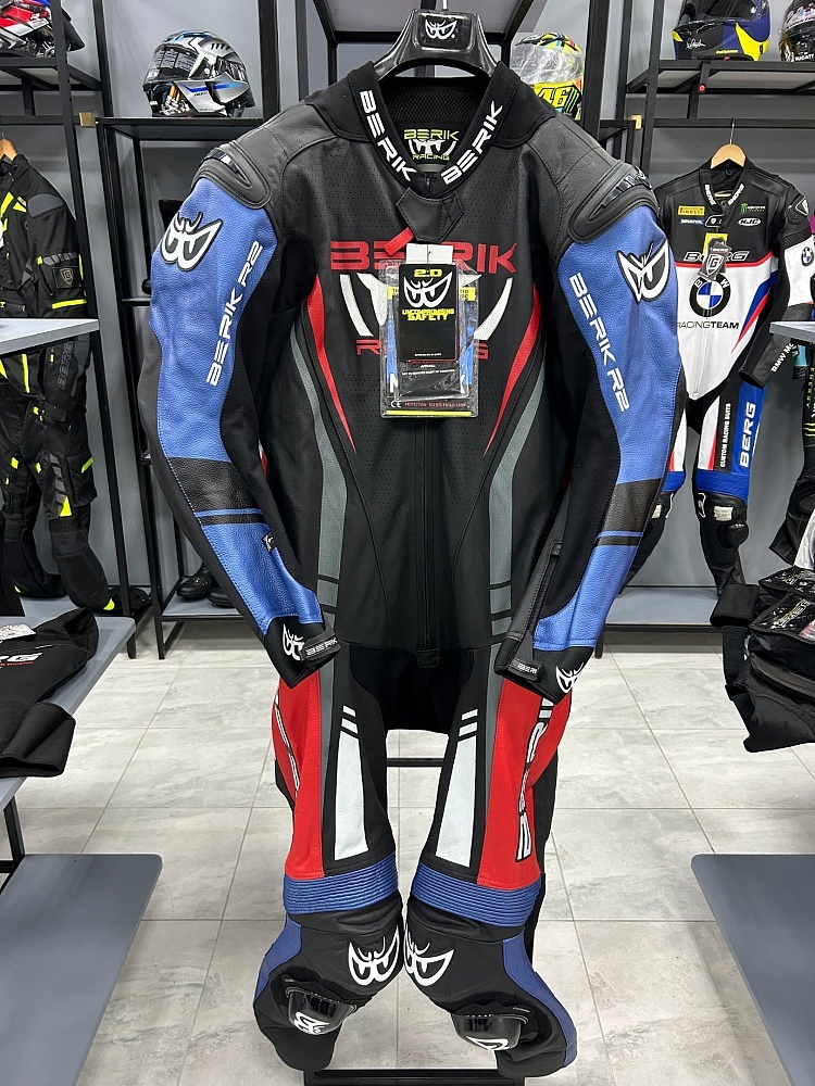 Мотокомбинезон Berik