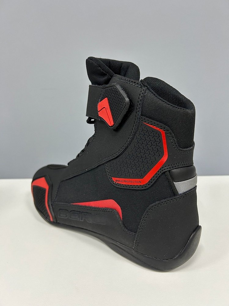 Мотоботы гоночные Berg Prix