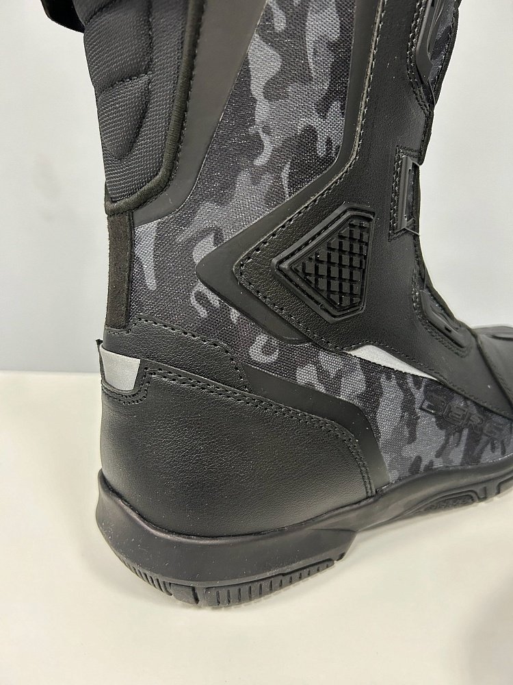 Мотоботы гоночные Berg Adventure