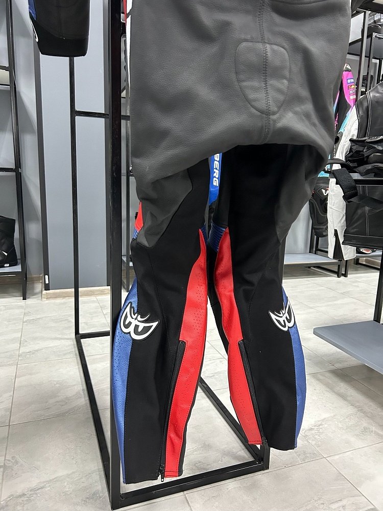 Мотокомбинезон Berik