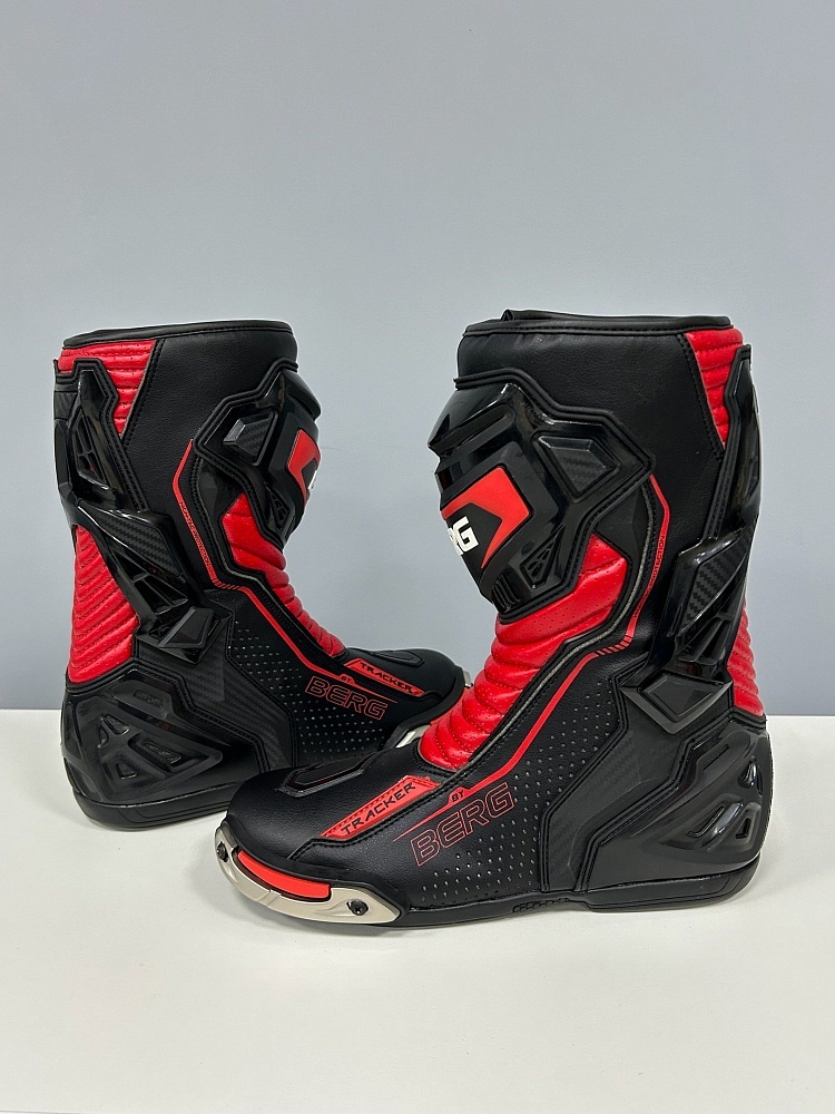 Мотоботы гоночные BERG Tracker red