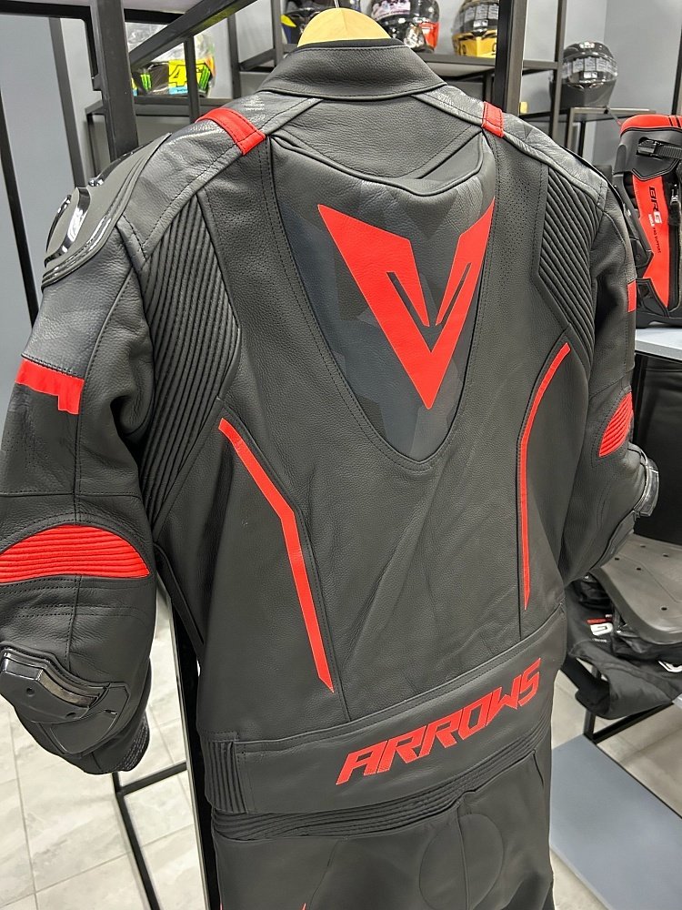 Мотокомбинезон Arrows Deca