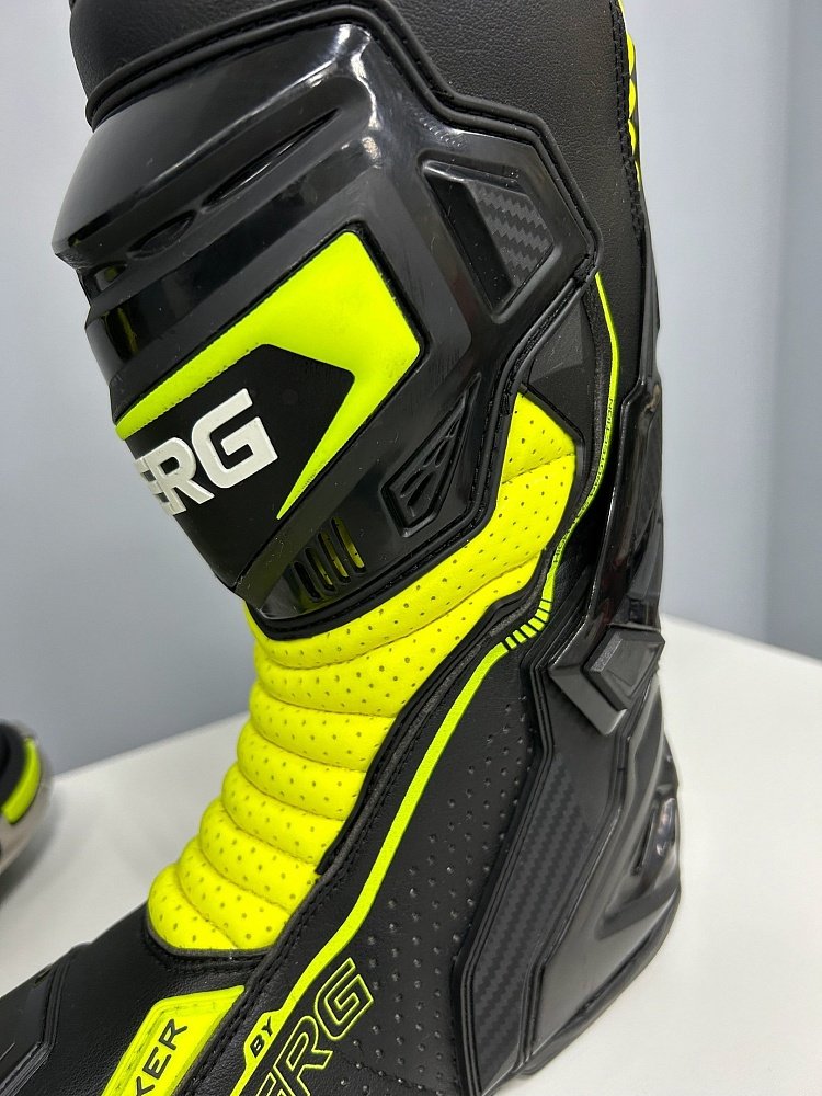 Мотоботы гоночные BERG Tracker Yellow