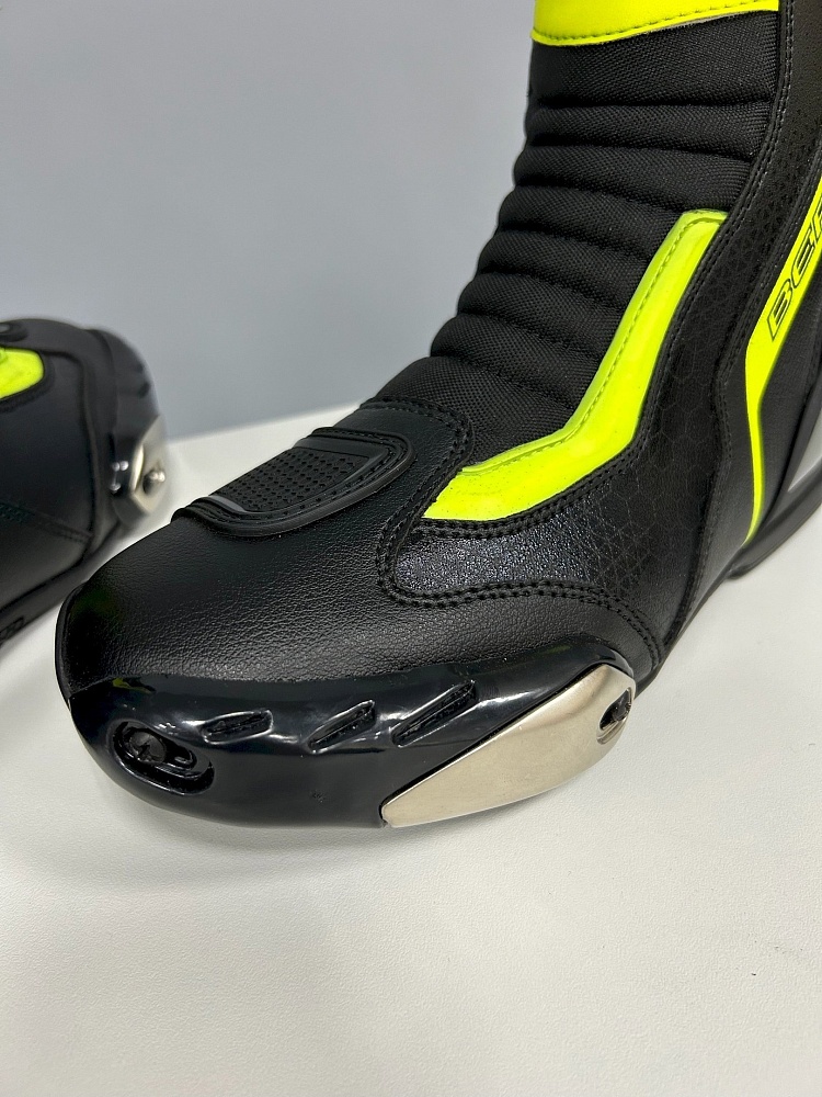 Мотоботы гоночные Berg Glam